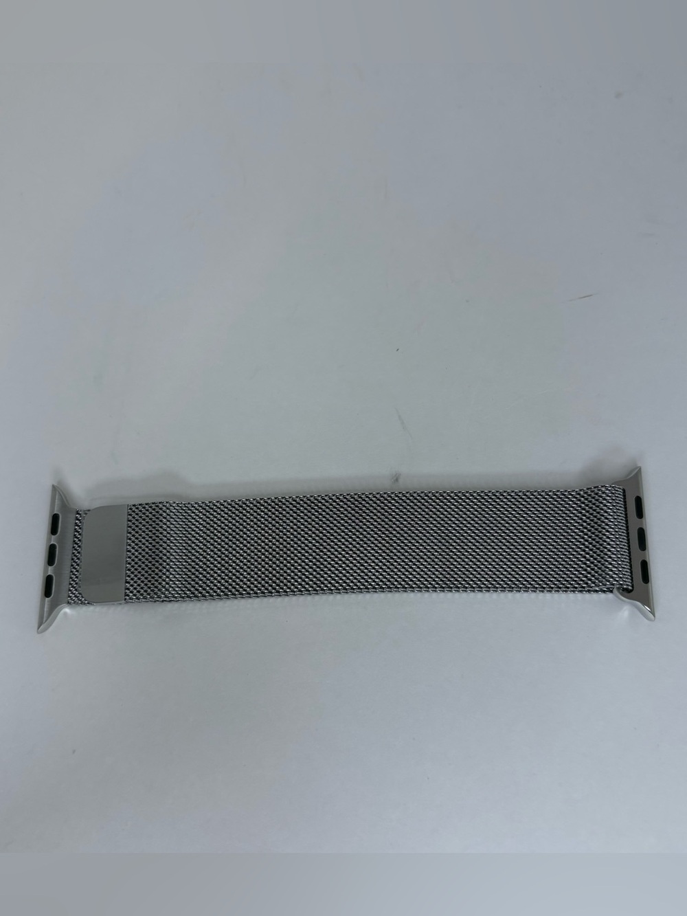 Silver Mesh Magnetic Apple Watch Band 40mm